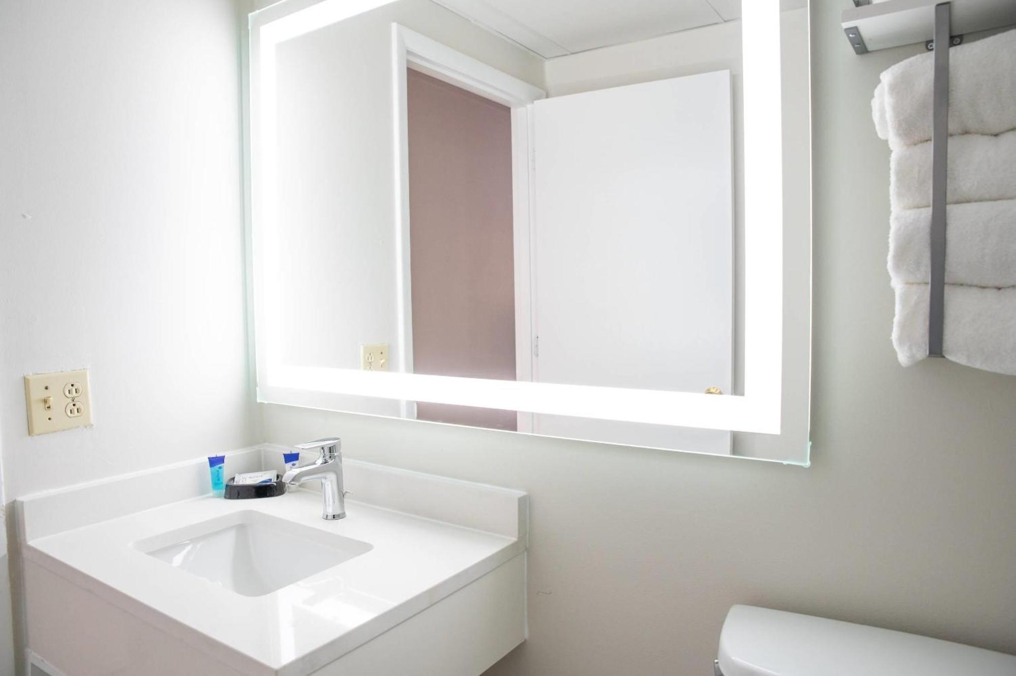 Heritage House Inn On Cape Cod Hyannis Ngoại thất bức ảnh